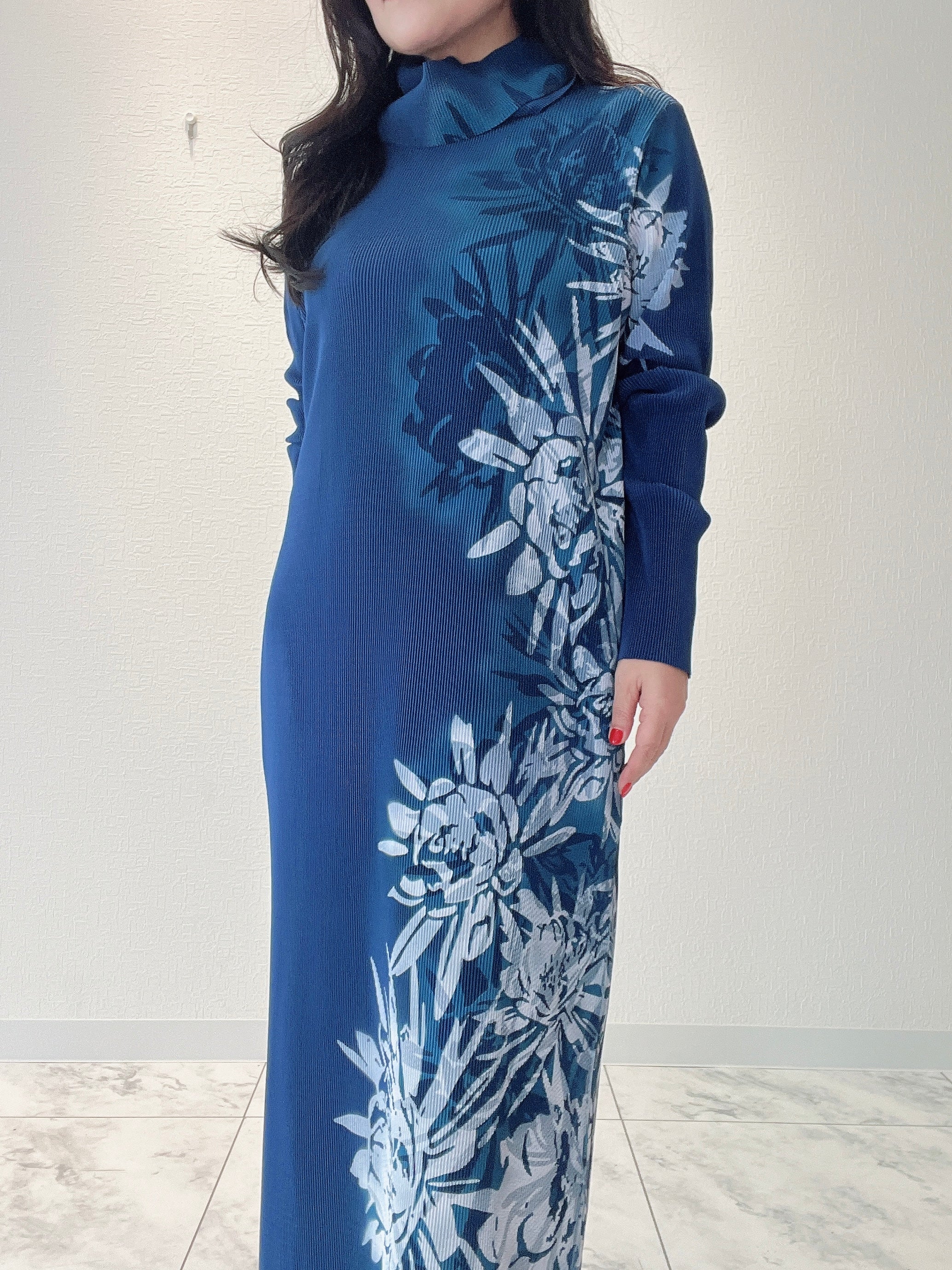 ストレート プリーツドレス ブルー – YOKANG