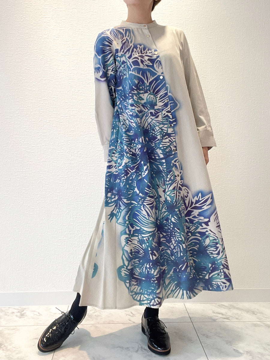 バックプリーツシャツワンピース